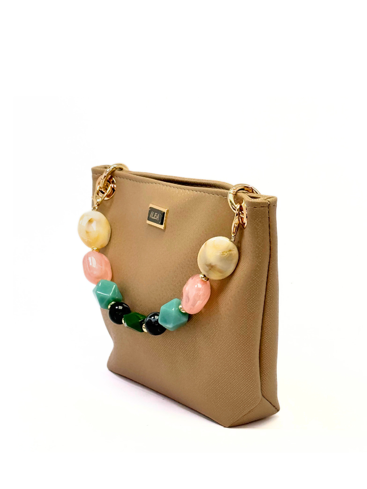 MODEL IVA | vizon - Image 2