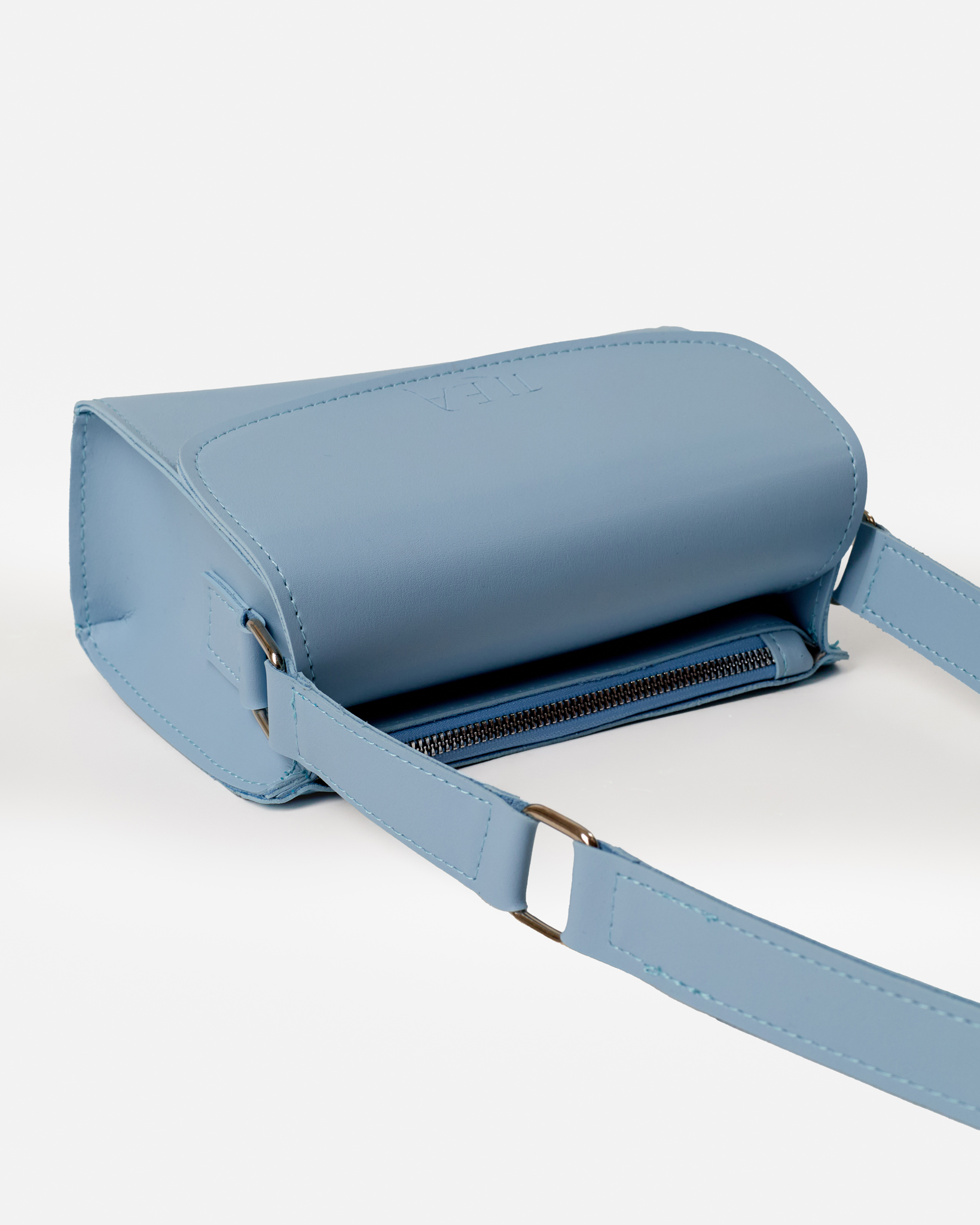 MODEL IRIS | plava - Image 5