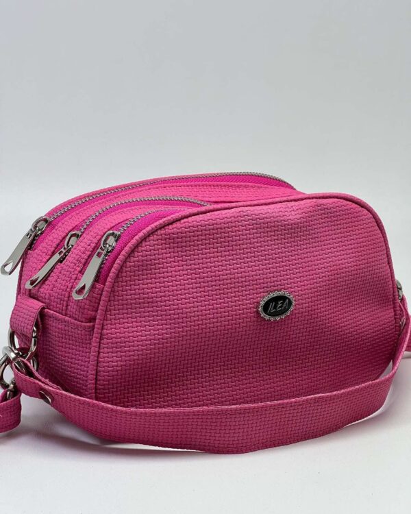 MIA pink