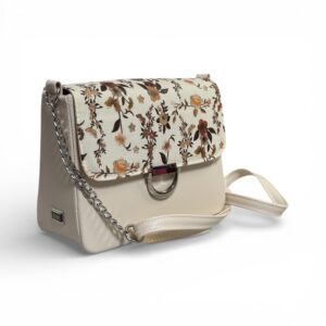 MODEL AURORA | print